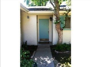 23842 Tiara St, Woodland Hills, CA 91367
