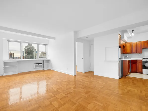 301 East 66th Street image 1 of 7