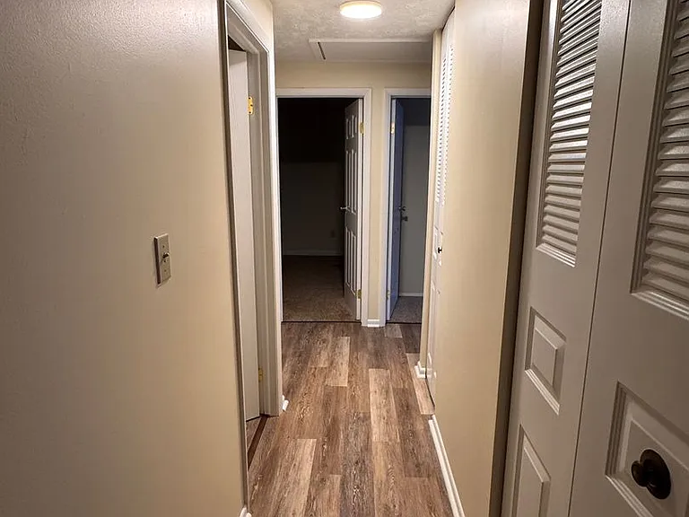 300 Pegotty Ct NE — Photo 13