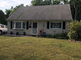 2056 Ridgelawn Ave, Bethlehem, PA 18018