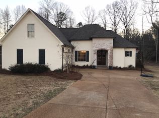 17005 Woodview Cv, Oxford, MS 38655