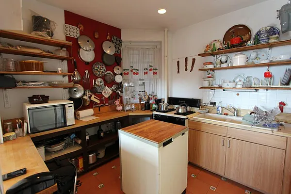 Sold by Keller Williams NYC | media 15