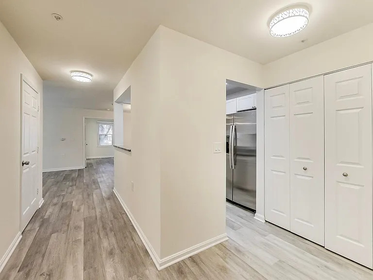 15300 Diamond Cove Ter #4 — Photo 6
