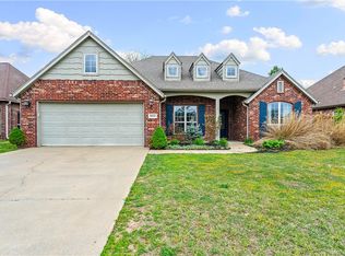 3802 SW Staverton Dr, Bentonville, AR 72713