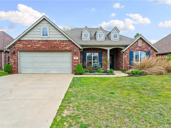 3802 SW Staverton Dr, Bentonville, AR 72713