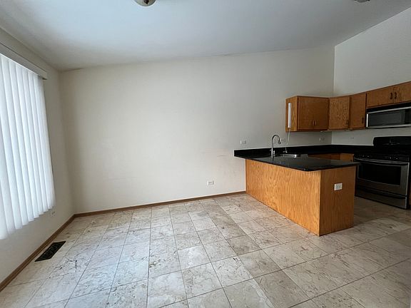 5th image of 8256 W Chestnut Ct