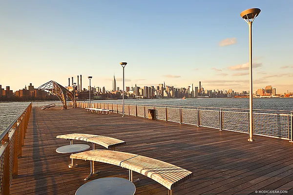 Rented by Compass | media 45