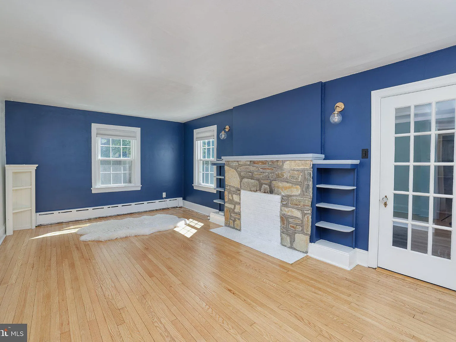3 bed, 1.5 bath, 1475 sqft, $3,200 — Photo 4