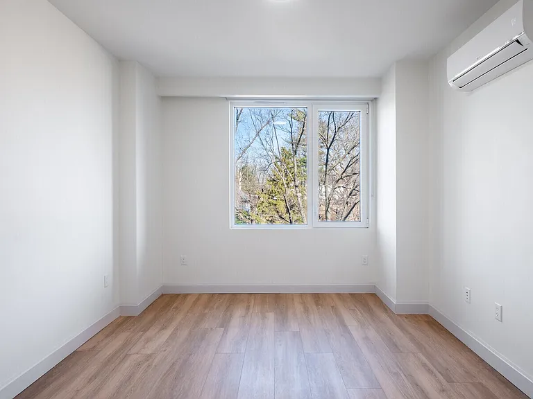 3907 Corporal Kennedy St — Photo 3