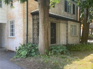 59 Wilshire Rd, Rochester, NY 14618