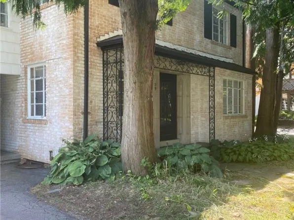 59 Wilshire Rd, Rochester, NY 14618