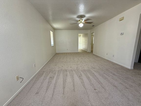 2nd image of 2201 Westcliff Rd APT A