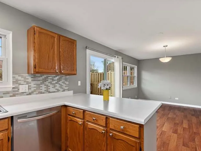 503 Ascot Ln — Photo 12