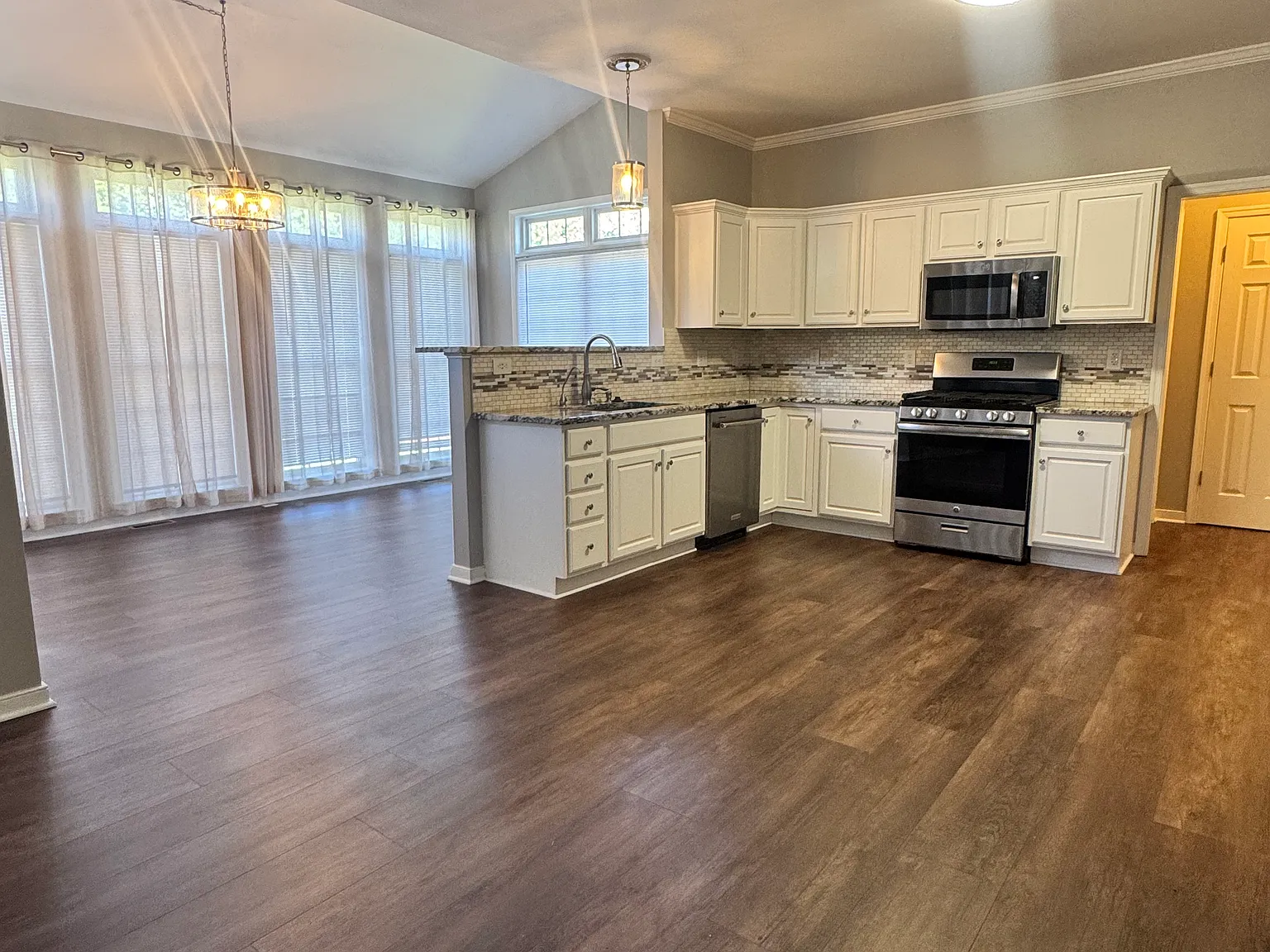 6405 Diamond Ct — Photo 4