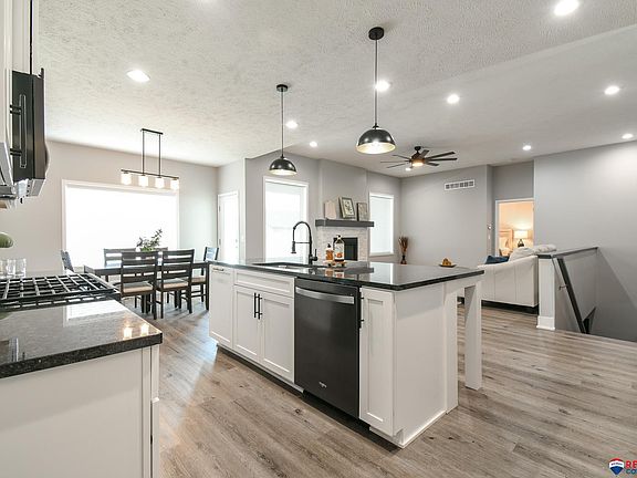 4th image of 6447 Las Verdes Ln