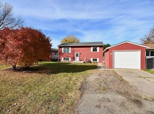 314 6th Ave, Mapleton, ND 58059