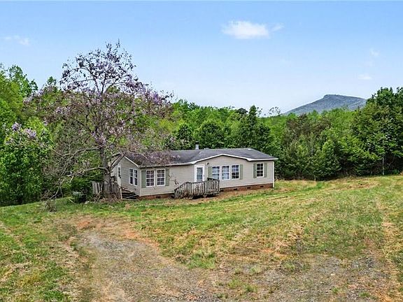 3rd image of 1376 Harris Rd