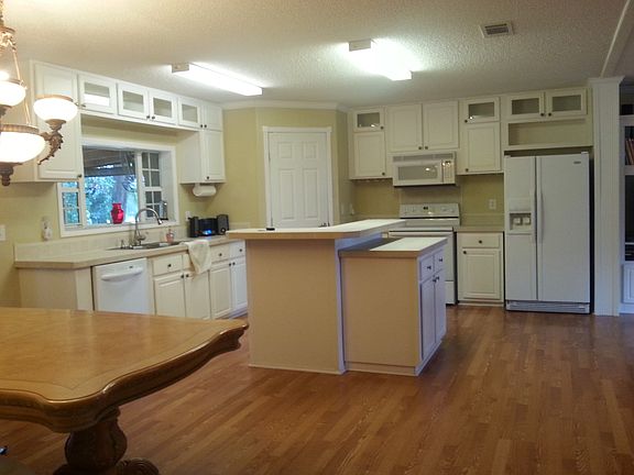 Updated Walk in Kitchen