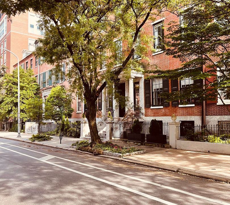 1st image of 912 Spruce St #2-1