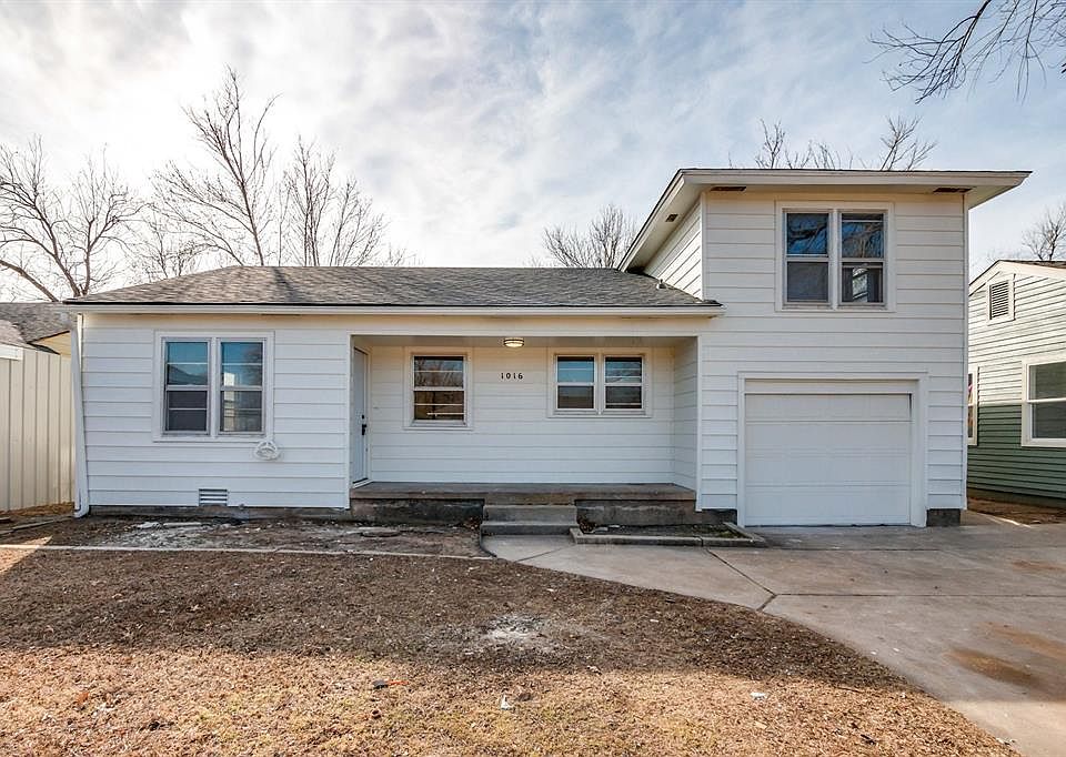 1st image of 1016 SW 51st St