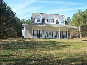 Home for Sale in Mooreville, Mississippi $189,900
