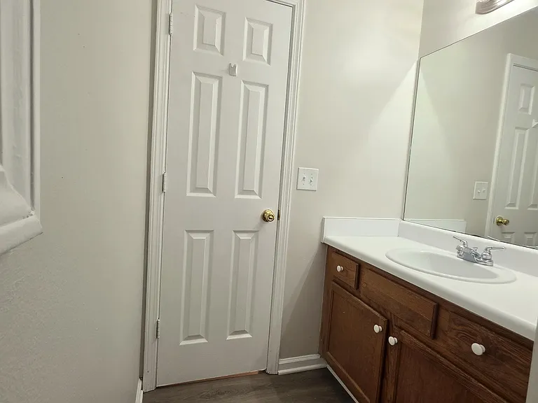 232 Hampton Dr — Photo 18
