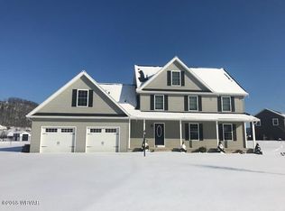 157 Slow Hand Dr, Hughesville, PA 17737