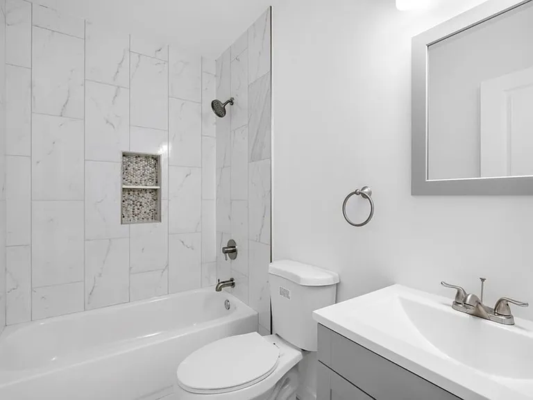 2230 Christian St #2 — Photo 13