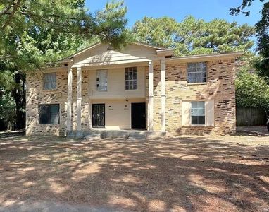 5564-5566 Apple Blossom Dr, Memphis, TN, 38115