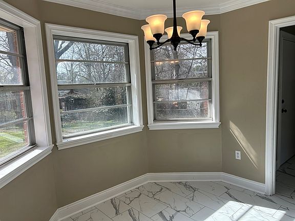 4th image of 108 Ashwood Dr