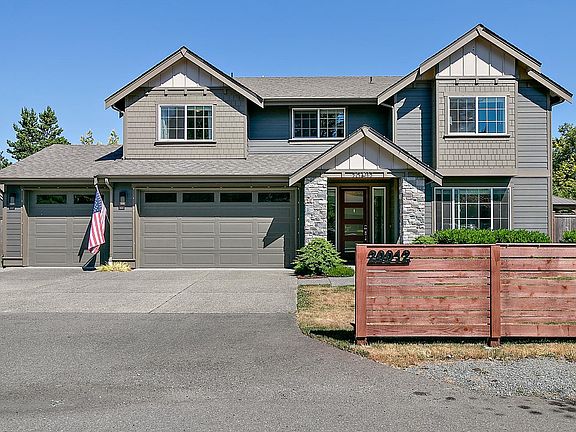 2nd image of 20012 6th Ave S
