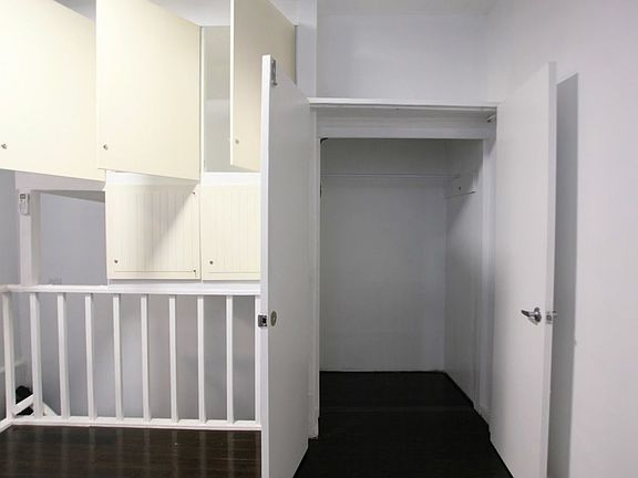 5th image of 59 5th Ave Front 1