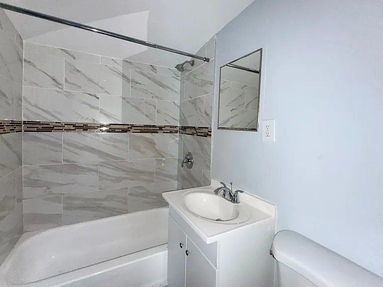 2531 N Tripp Ave — Photo 15