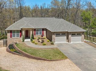 9 Keighley Ln, Bella Vista, AR 72714
