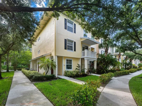 245 Murcia Dr APT 201, Jupiter, FL 33458