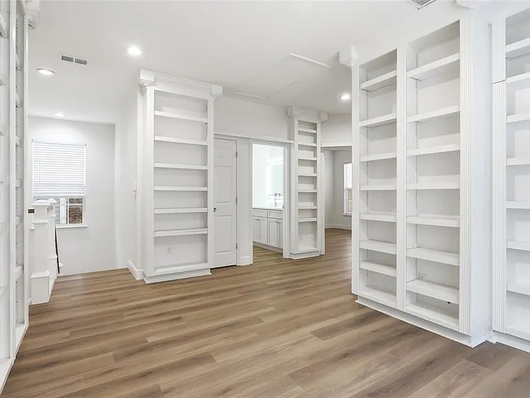 912 Waterside Dr — Photo 29