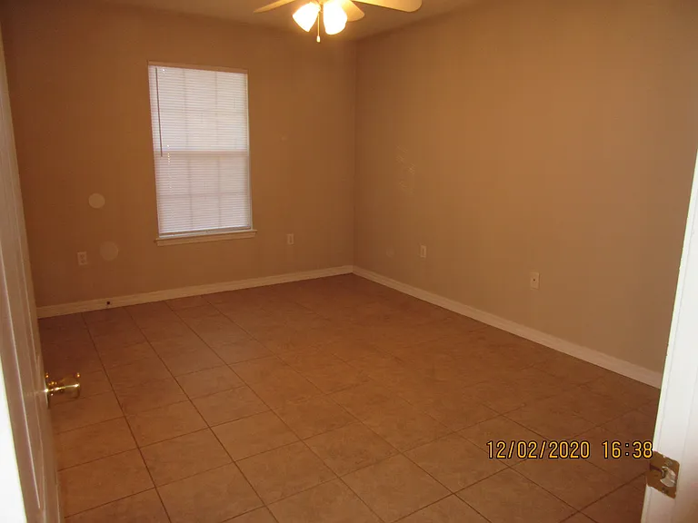 321 Niceville Ave #B — Photo 9
