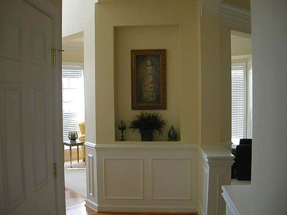 Art nook in foyer