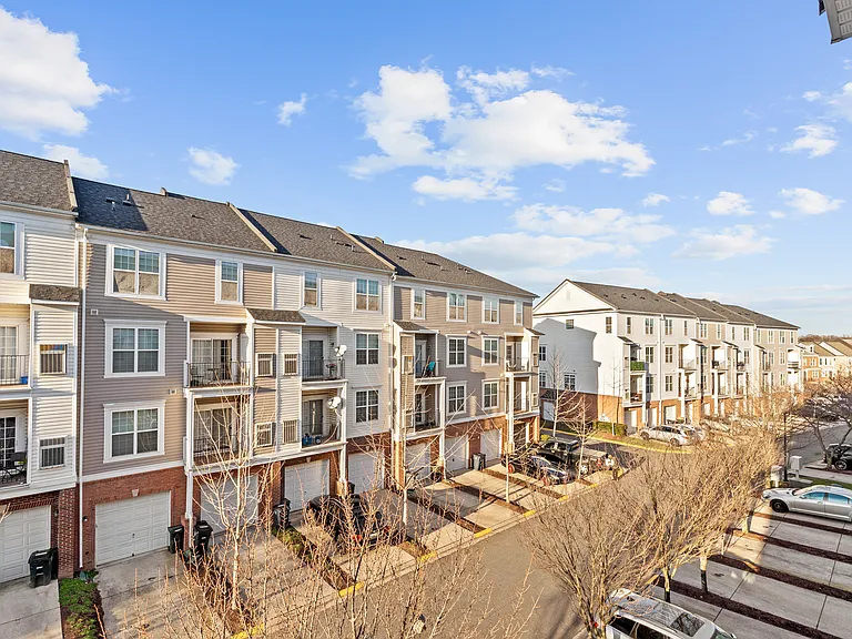5530 Capital Gateway Dr #404 — Photo 20