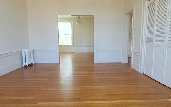 3rd image of 2255 Lake St #9