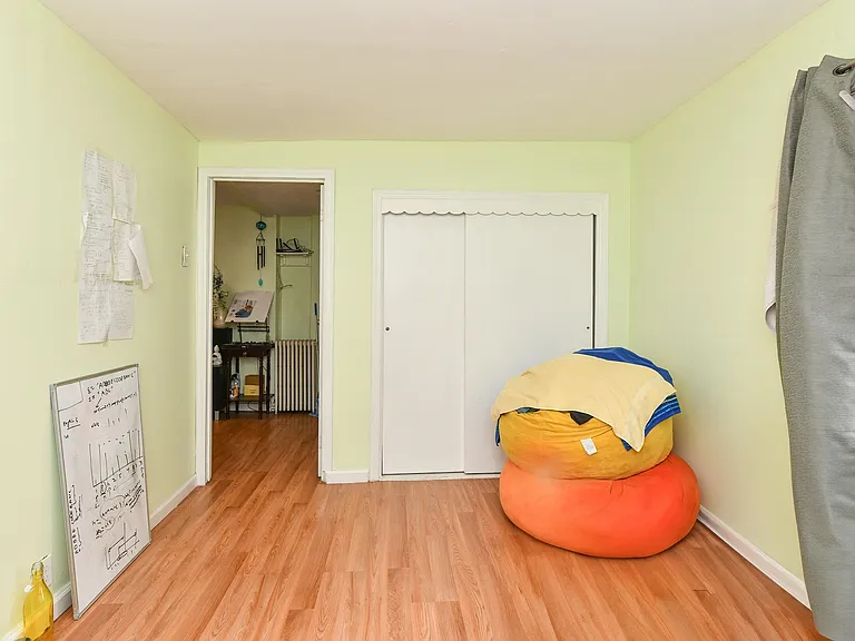 26 Charles St #1 — Photo 15