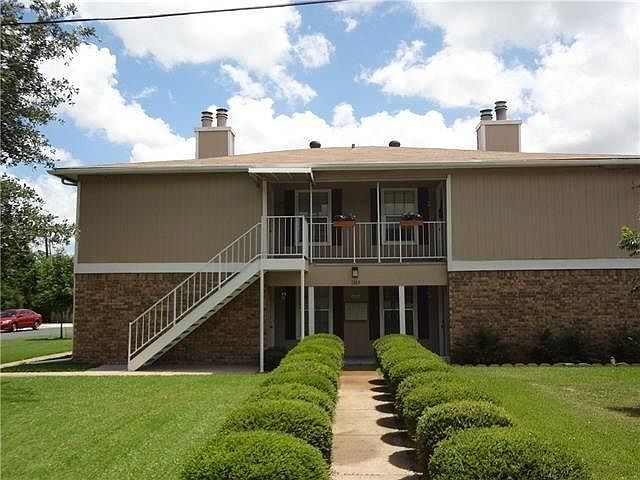 1st image of 1103 Airline Dr APT 3