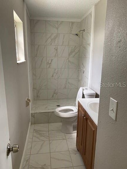 1st image of 6953 Holly Dr