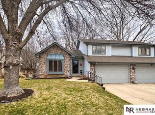1727 N 123rd St, Omaha, NE 68154