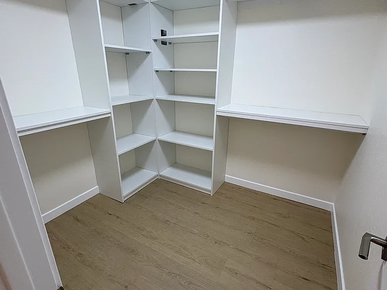 736 Club Cir — Photo 25
