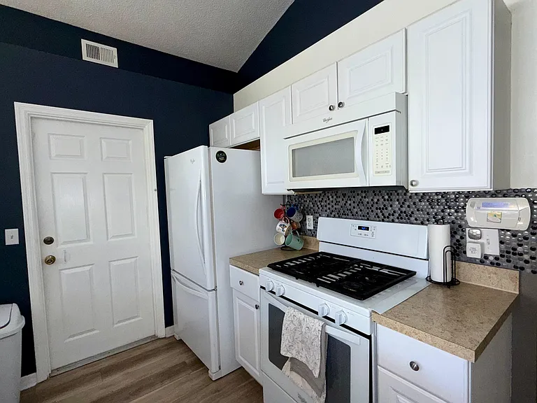 6912 Long Needle Ct — Photo 14