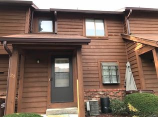 28 Cedar Grove Ct, Saint Charles, MO