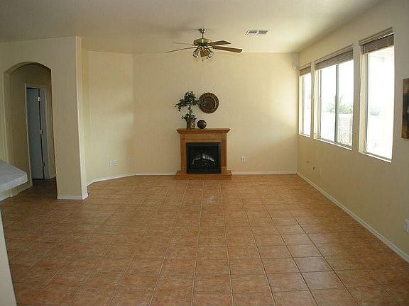 5th image of 2823 Glengarry Way