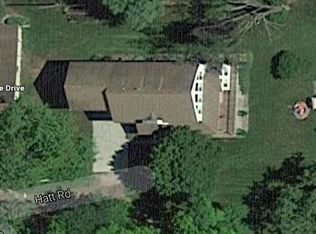 16451 Locke Dr, Linden, MI 48451