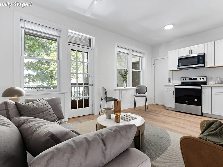 8 Kenwood St #12 — Photo 2